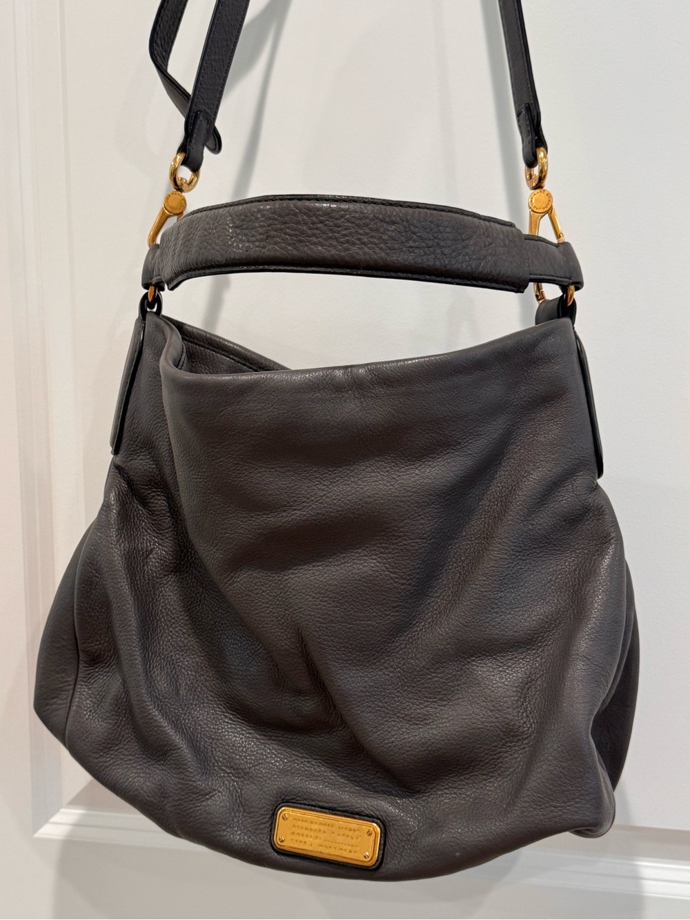 Marc Jacobs Dark Gray Pebbled 100% Leather Shoulder Hobo with handle - Picture 6 of 15